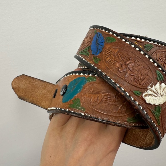 Vintage Western Brown Tooled Leather Belt Made in Mexico Hand Painted Size M - Picture 7 of 12